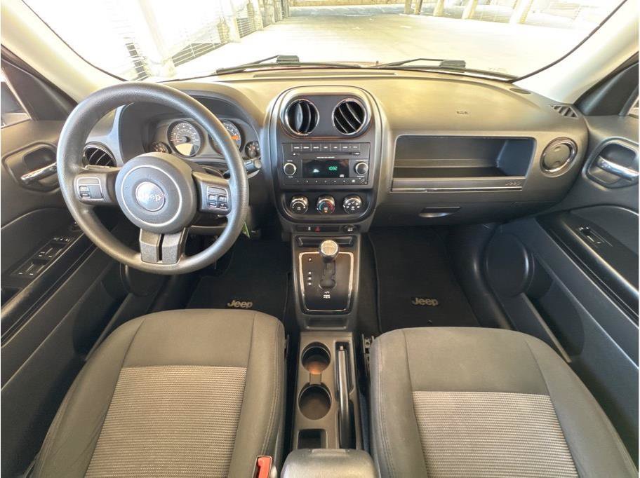 Used 2015 Jeep Patriot Sport w/ Power Value Group AWD/4WD image 15
