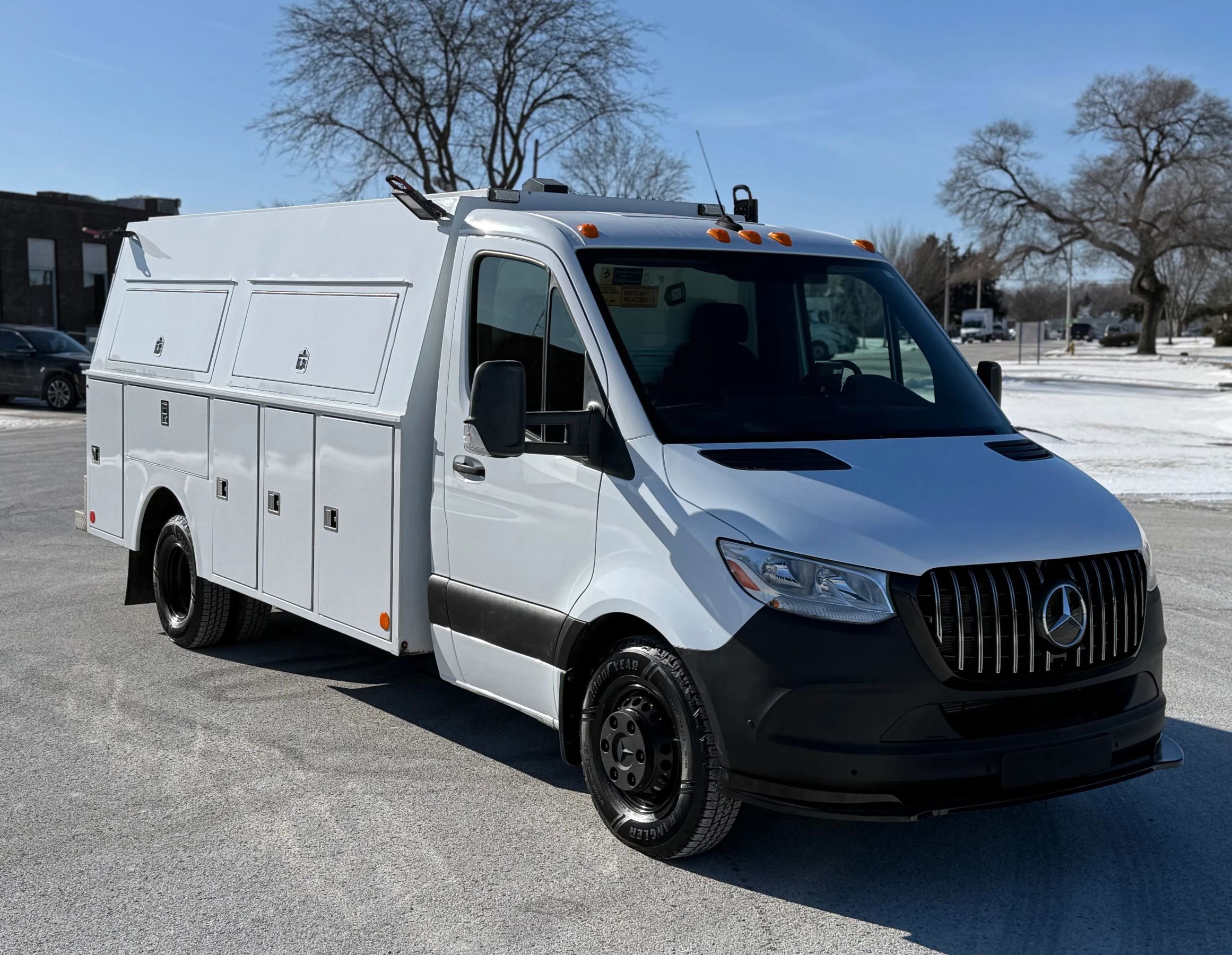 Used 2019 Mercedes-Benz Sprinter 170 w/ Chrome Grille Package image 1