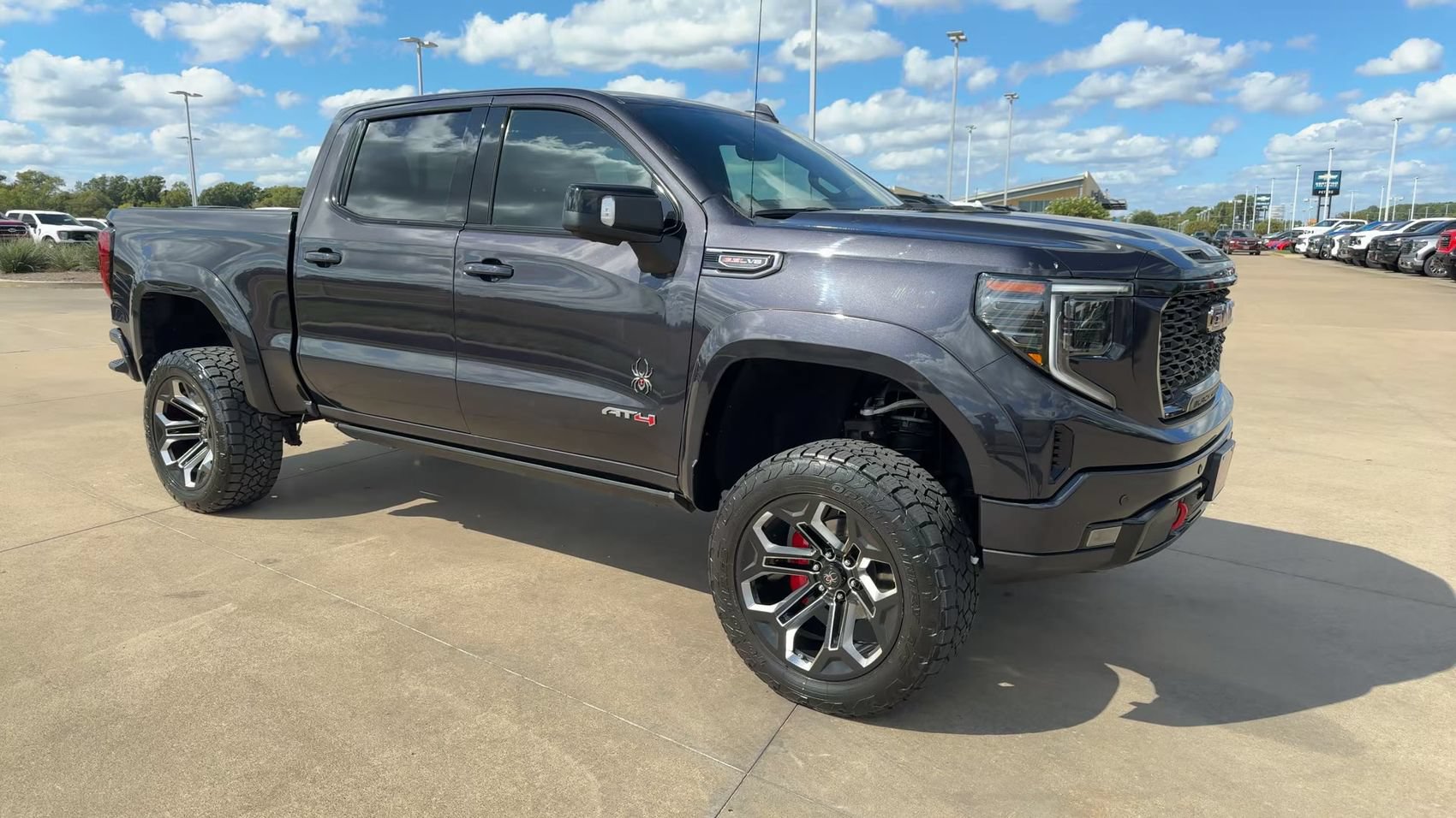Used 2023 GMC Sierra 1500 AT4 w/ AT4 Premium Package AWD/4WD image 3