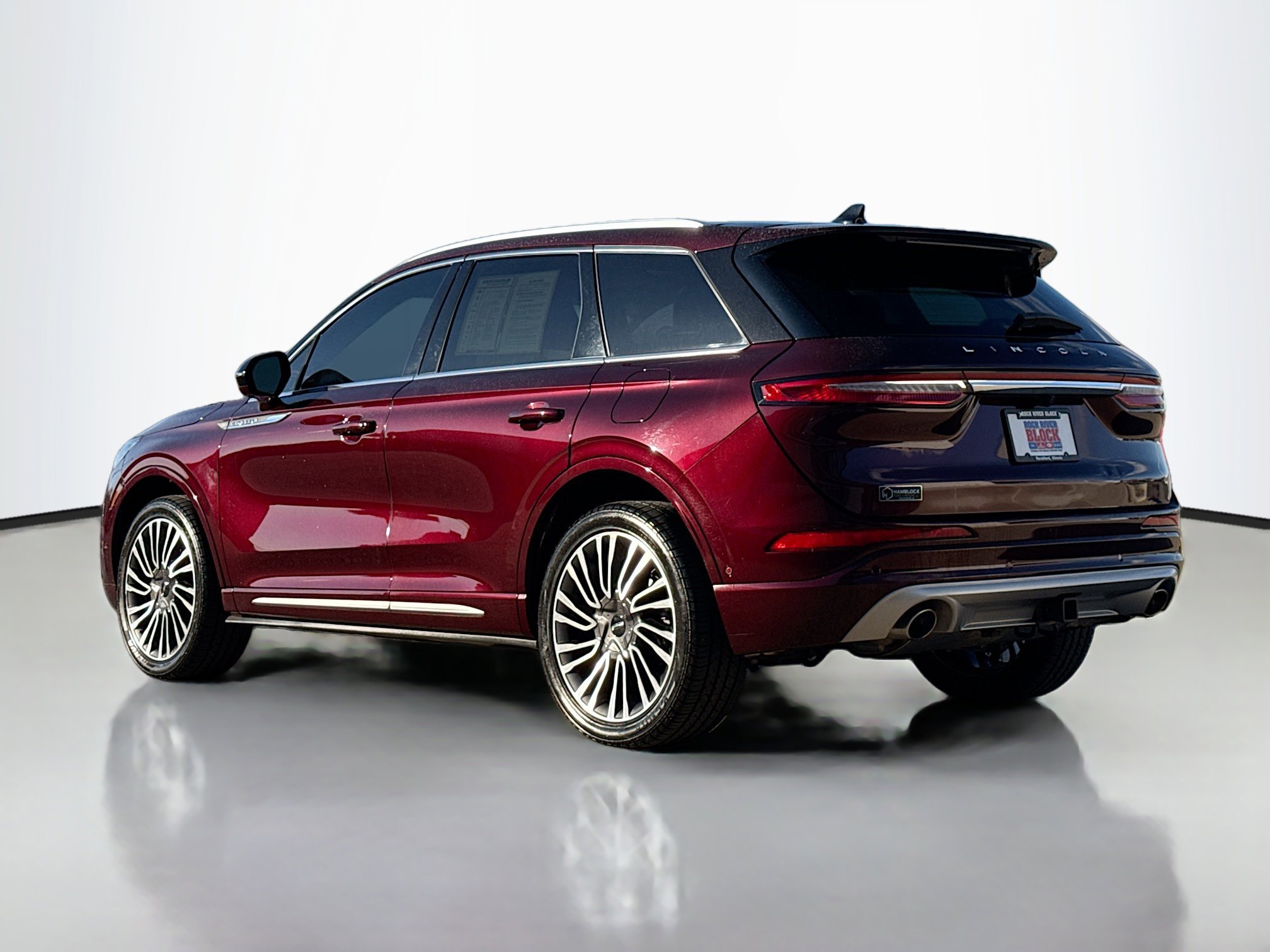 Used 2021 Lincoln Corsair Reserve image 14