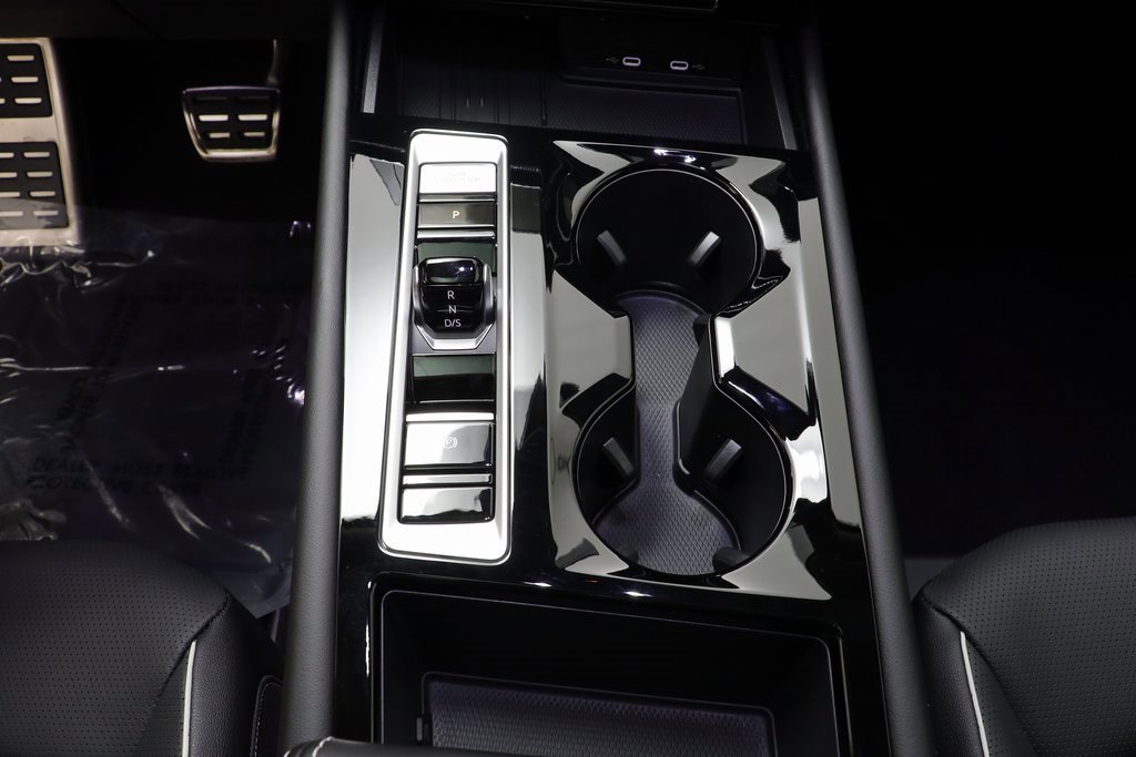 New 2026 Volkswagen Atlas SEL Premium R-Line image 11
