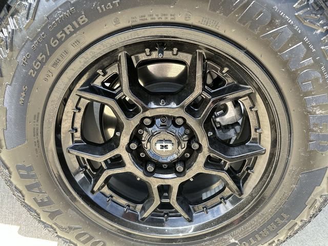 Certified 2025 Chevrolet Colorado Z71 w/ Z71 Convenience Package 2 AWD/4WD image 34