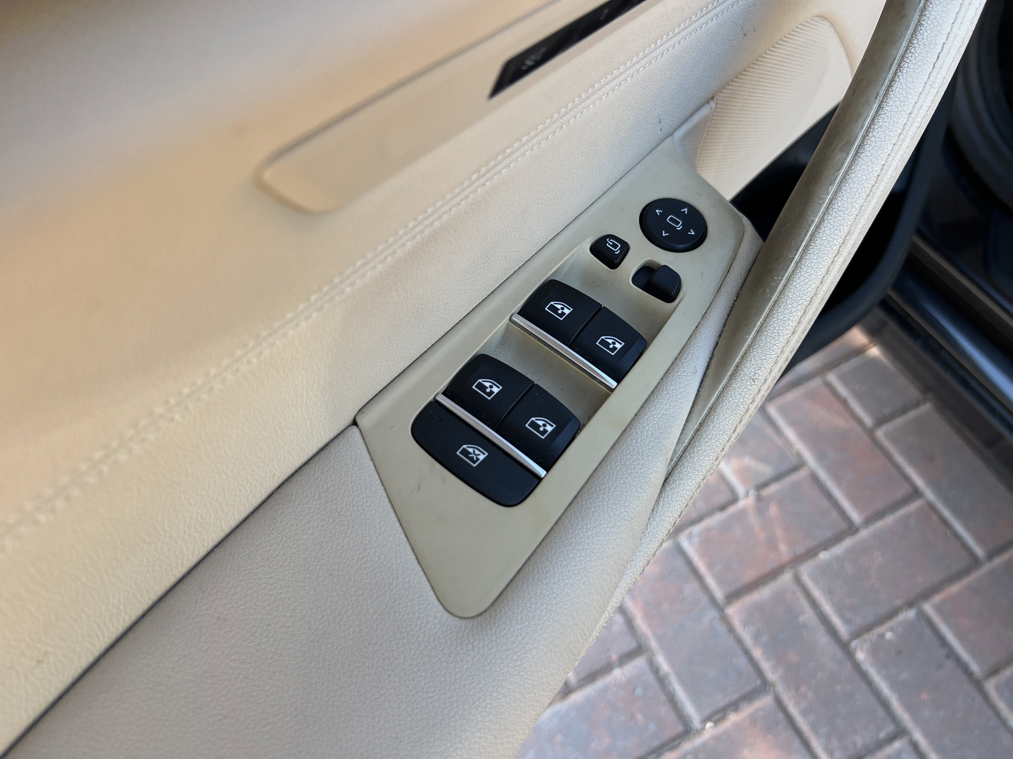 Used 2020 BMW 530i xDrive image 15