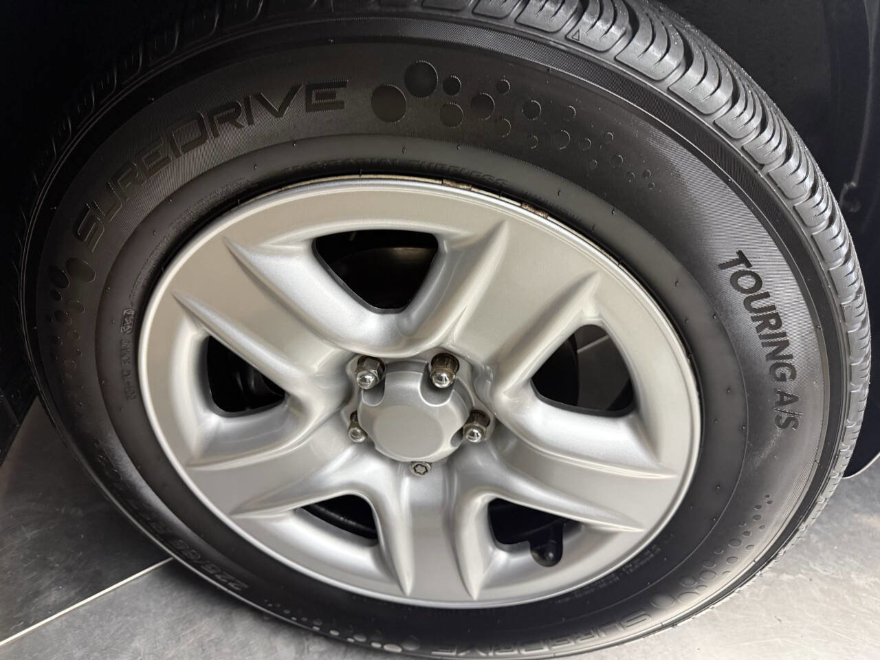 Used 2011 Toyota RAV4 4WD w/ Base L4 Extra Value Pkg image 26