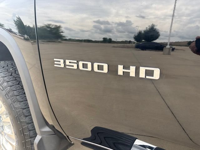 Used 2022 Chevrolet Silverado 3500 High Country w/ Z71 Off-Road Package AWD/4WD image 52
