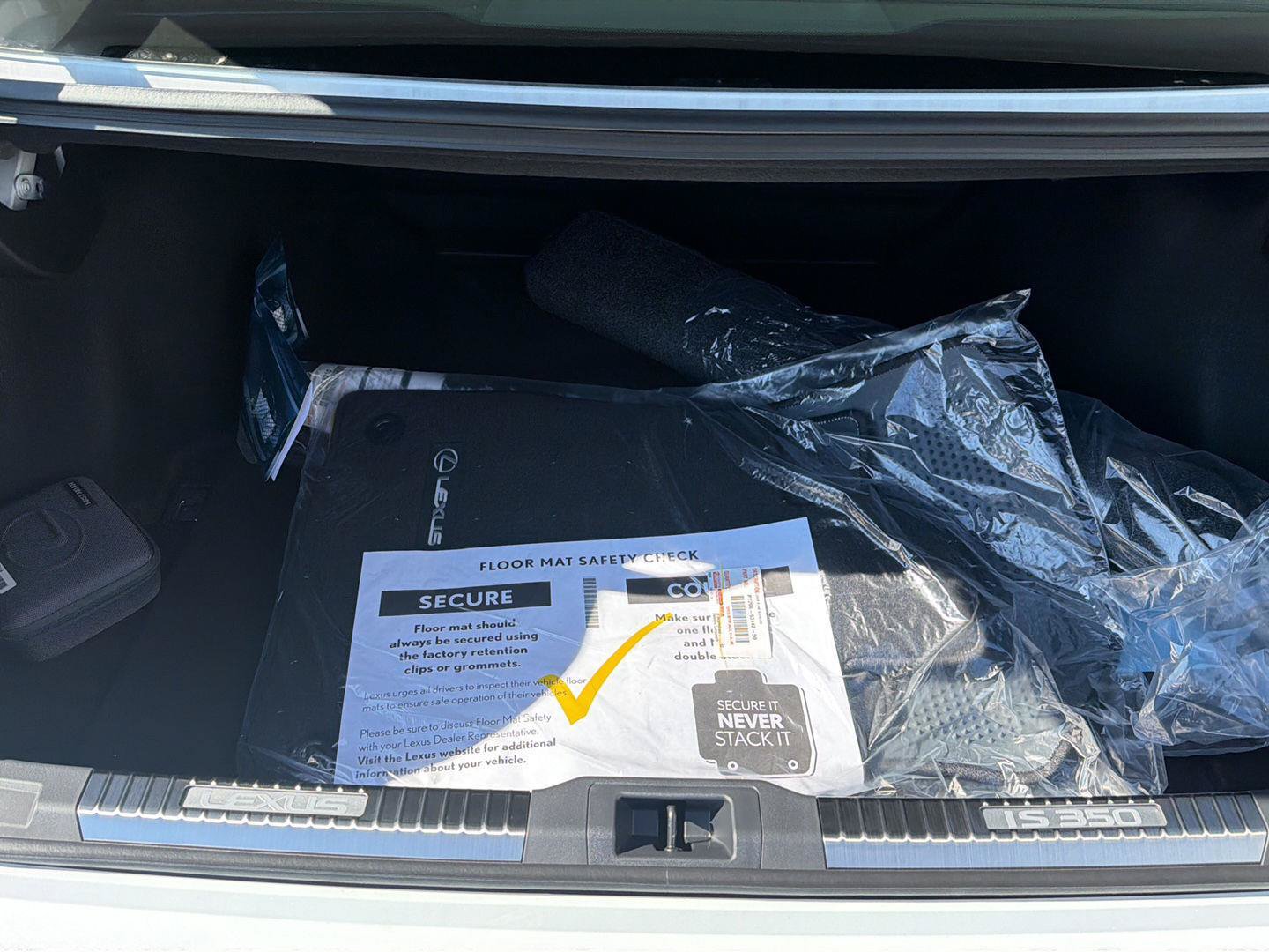 New 2026 Lexus IS 350 F Sport w/ Technology Package RWD image 33