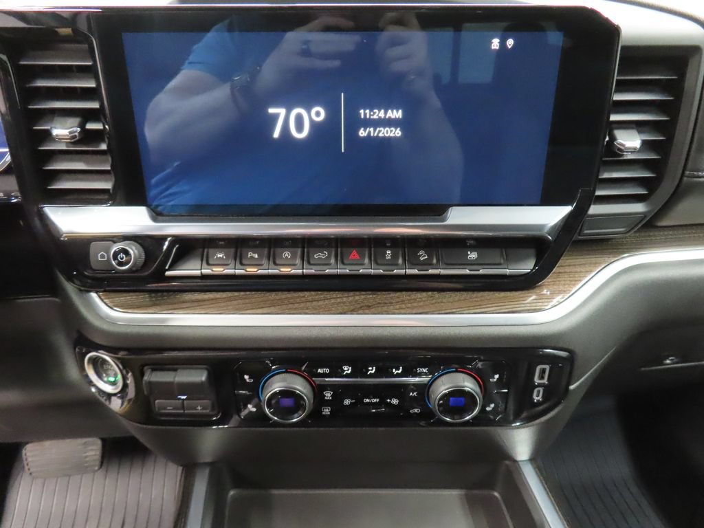 Used 2025 Chevrolet Silverado 1500 RST AWD/4WD image 20