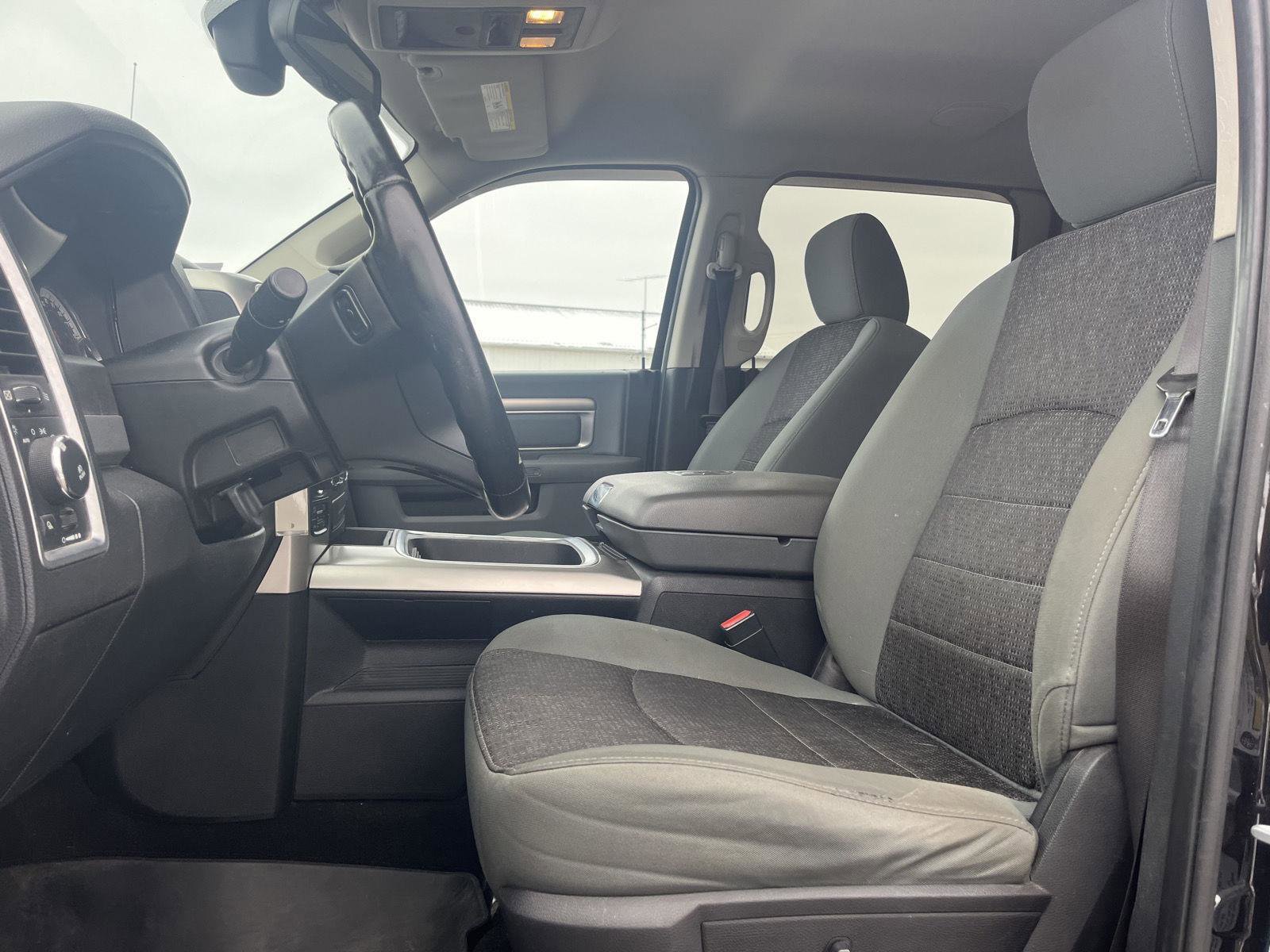 Used 2016 RAM 1500 Big Horn image 12