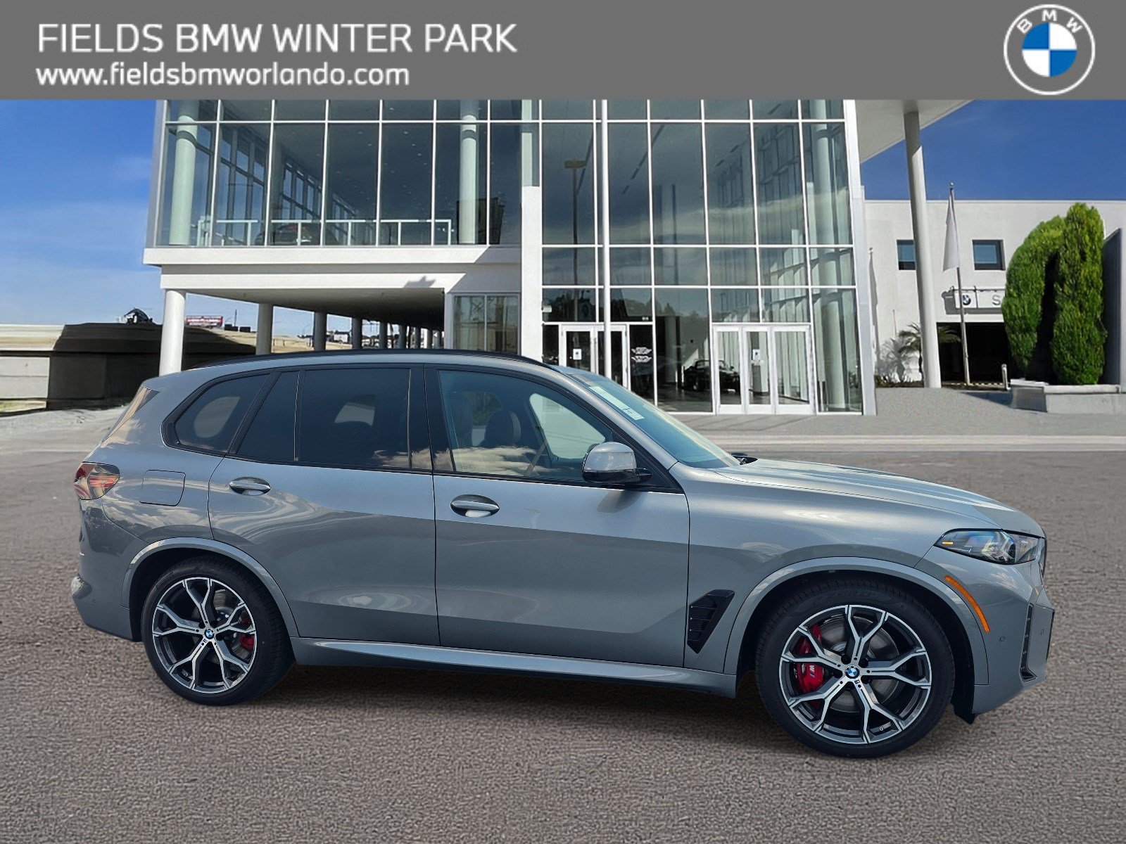 New 2026 BMW X5 xDrive50e w/ M Sport Package AWD/4WD image 1