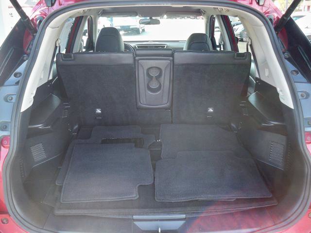 Used 2015 Nissan Rogue SL w/ SL Premium Package image 17