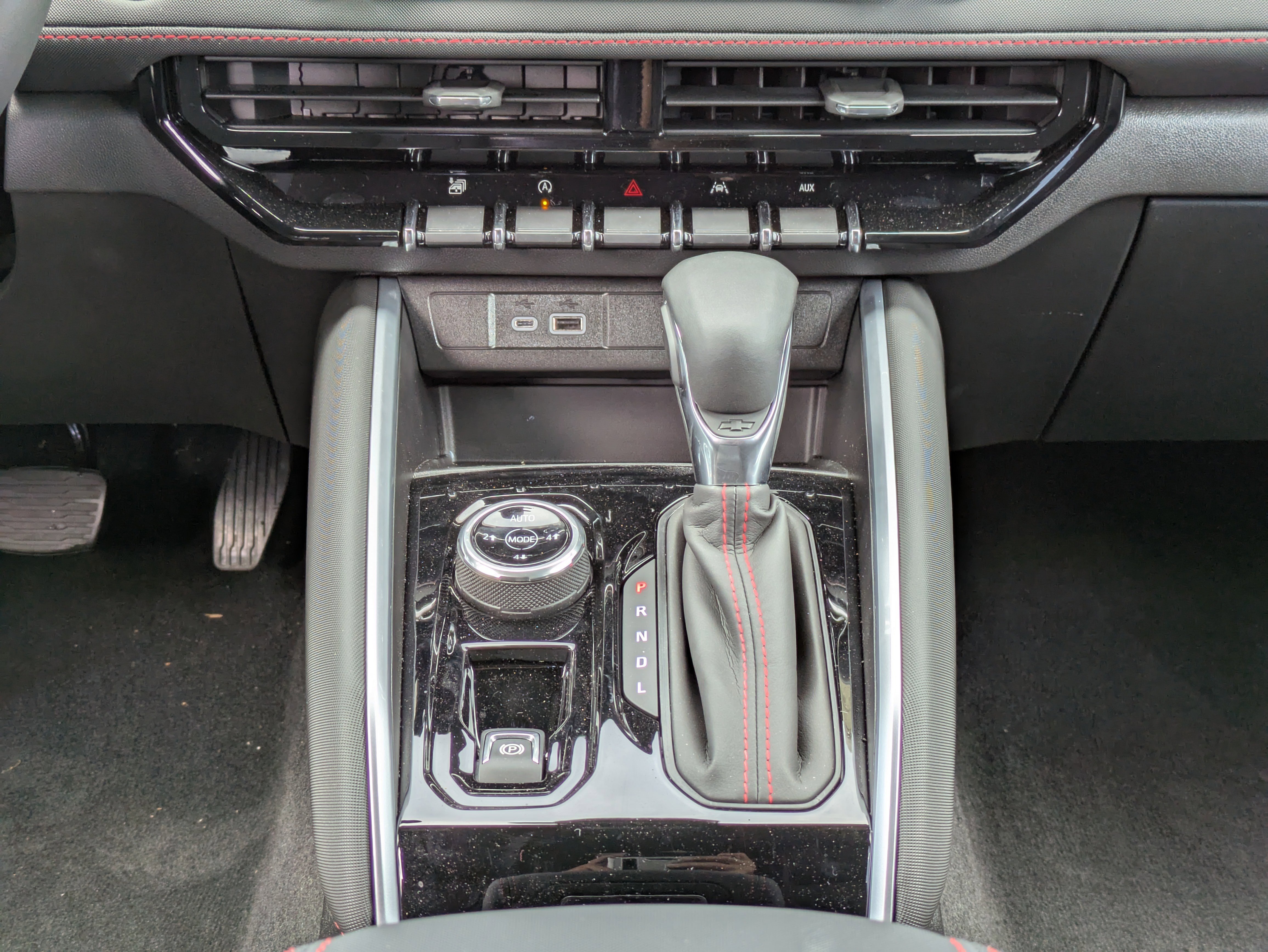 New 2024 Chevrolet Colorado Z71 w/ Z71 Convenience Package 2 image 12