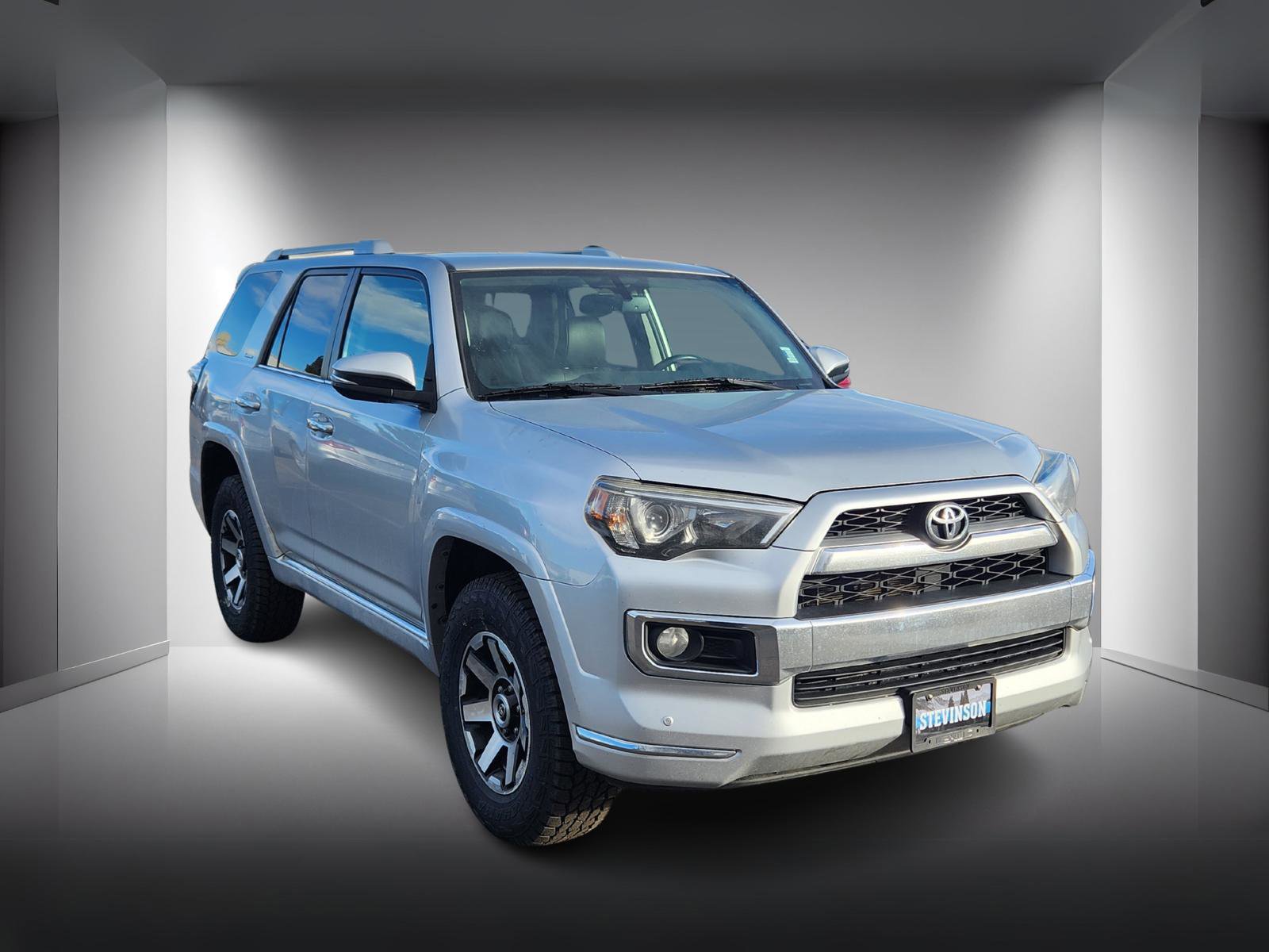 Used 2015 Toyota 4Runner Limited image 5