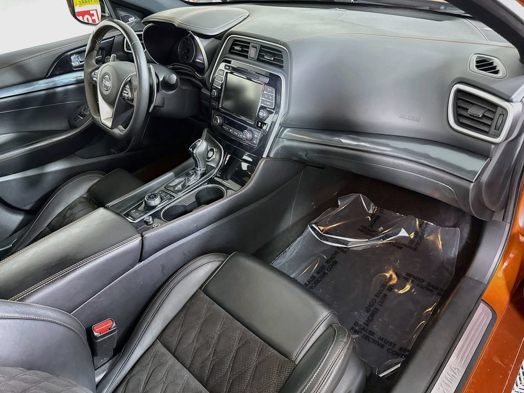 Used 2021 Nissan Maxima SR w/ Sport Mat Group FWD image 31
