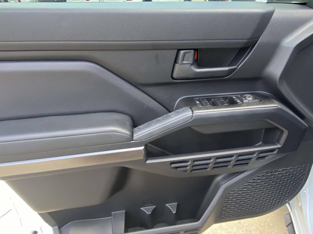 Used 2025 Toyota 4Runner SR5 RWD image 19