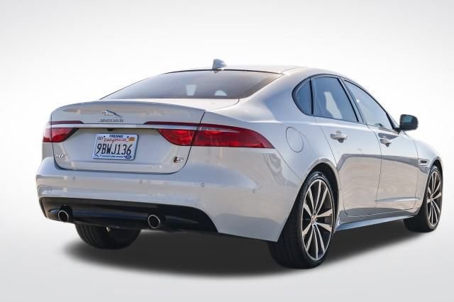 Used 2018 Jaguar XF S image 5