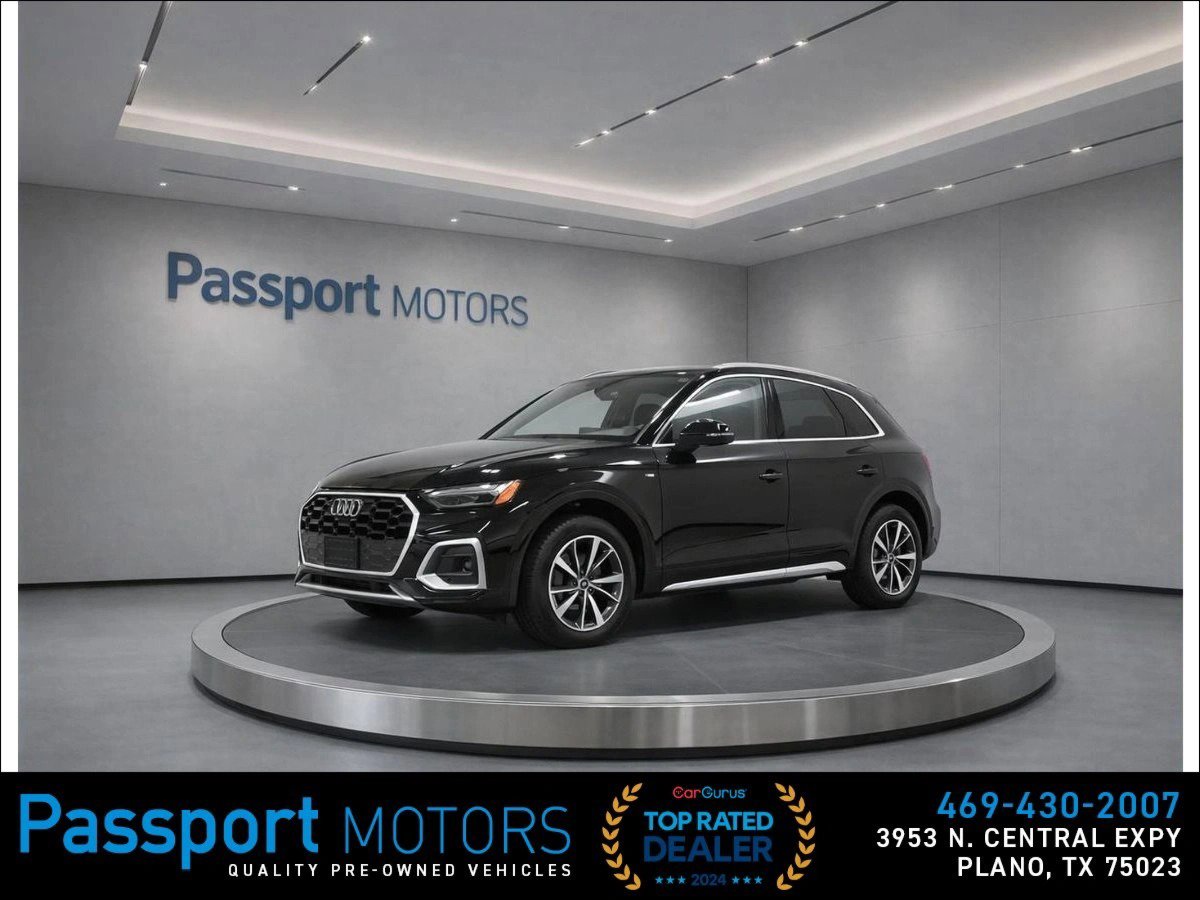 Used 2023 Audi Q5 2.0T Prestige w/ Prestige Package image 3