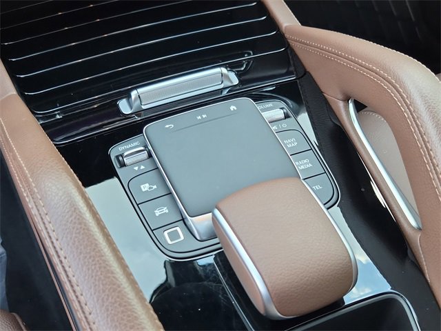 Used 2025 Mercedes-Benz GLE 450e 4MATIC image 32