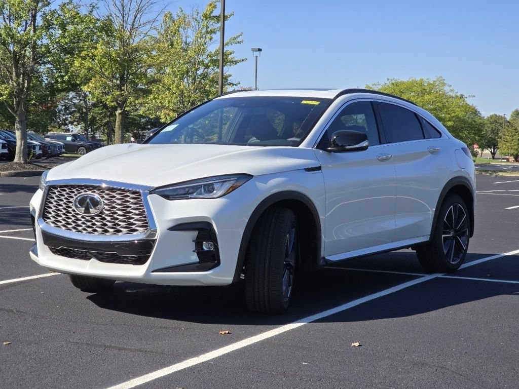 Certified 2025 INFINITI QX55 Luxe w/ Cargo Package AWD/4WD image 15