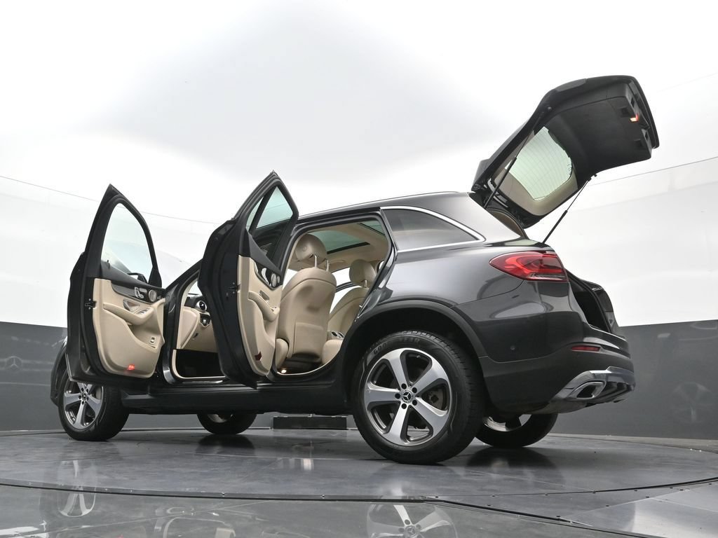 Used 2021 Mercedes-Benz GLC 300 4MATIC image 41