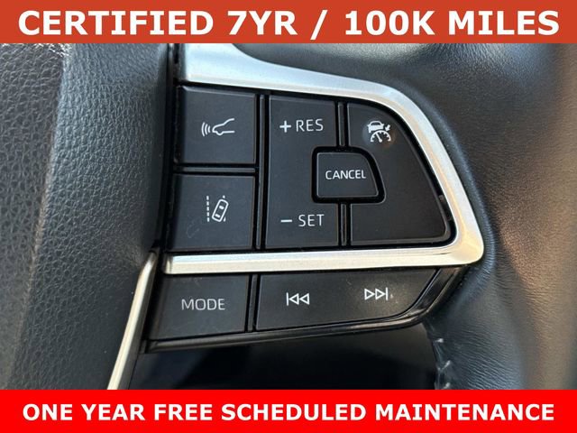 Used 2023 Toyota Highlander XLE AWD/4WD image 24