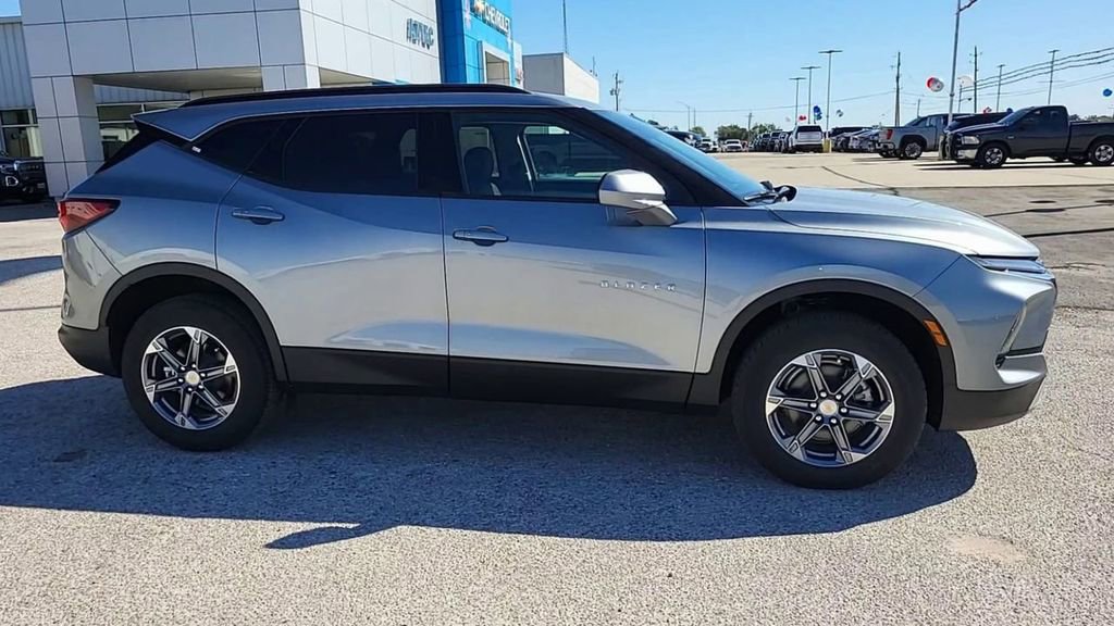 New 2026 Chevrolet Blazer LT w/ Convenience Package image 9