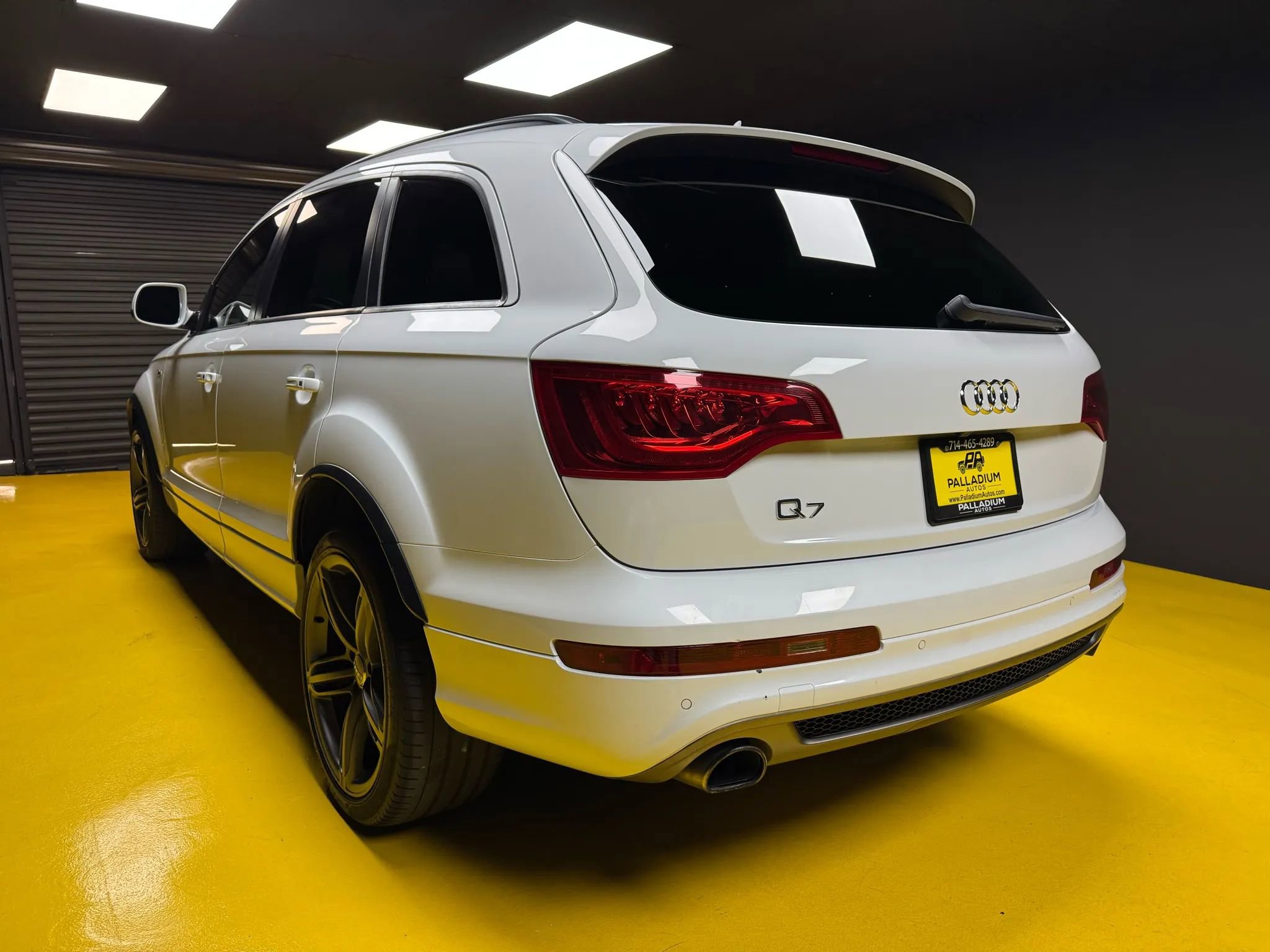 Used 2013 Audi Q7 3.0T S line Prestige w/ S Line Pkg image 4