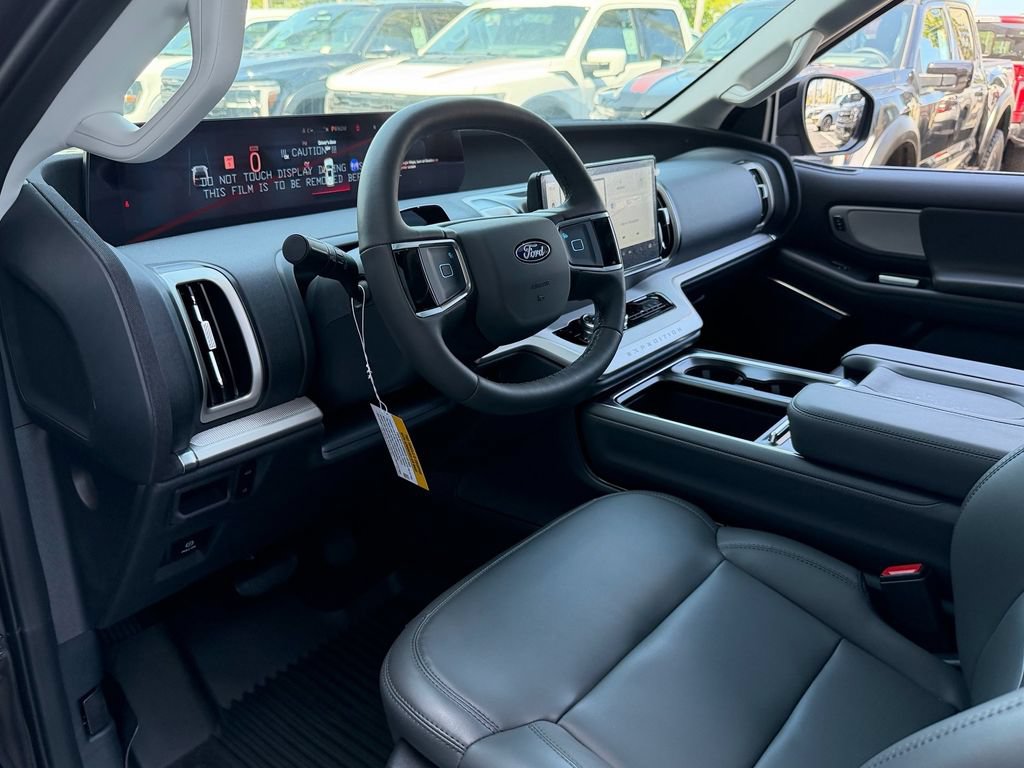 New 2026 Ford Expedition Active RWD image 5