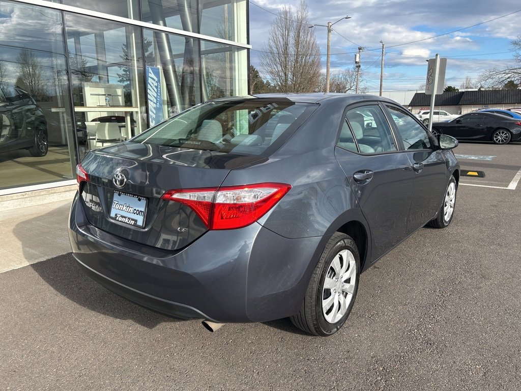 Used 2016 Toyota Corolla LE image 3