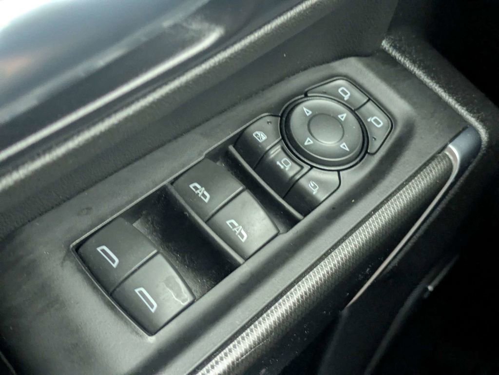 Used 2022 GMC Sierra 2500 AT4 w/ AT4 Preferred Package AWD/4WD image 23