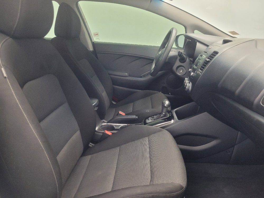 Used 2017 Kia Forte LX FWD image 21