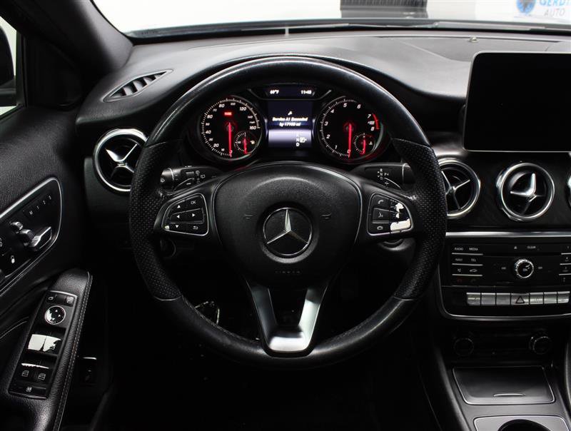 Used 2019 Mercedes-Benz GLA 250 image 11