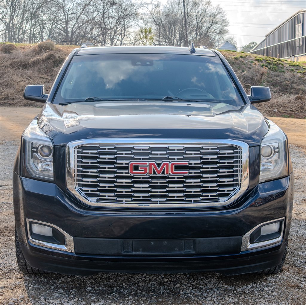 Used 2018 GMC Yukon Denali w/ Denali Ultimate Package AWD/4WD image 7