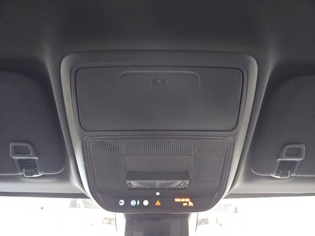 New 2026 GMC Terrain Elevation w/ Elevation Premium Package image 31