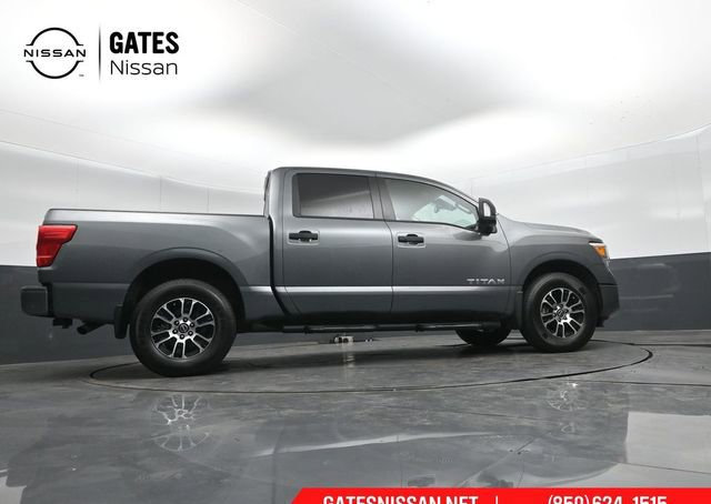 Used 2024 Nissan Titan SV w/ SV Convenience Package image 36