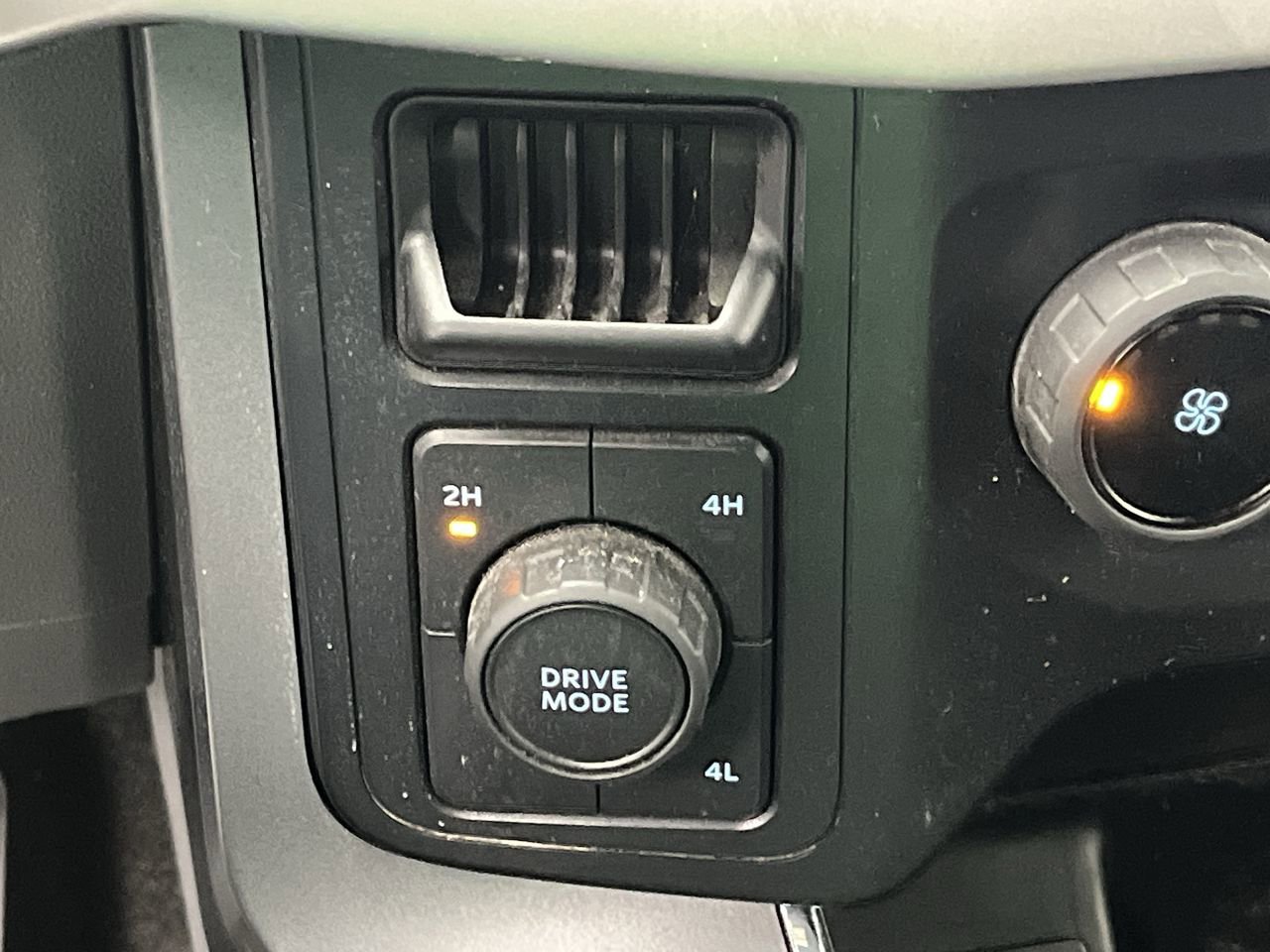 Used 2022 Ford F150 XLT AWD/4WD image 14