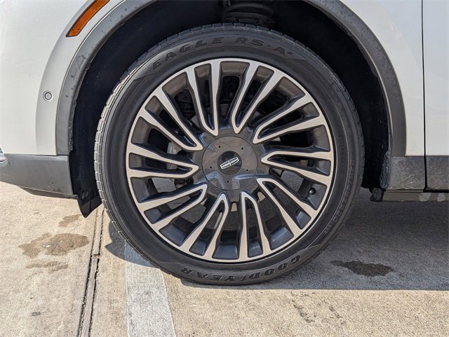 Used 2021 Lincoln Corsair Reserve image 7