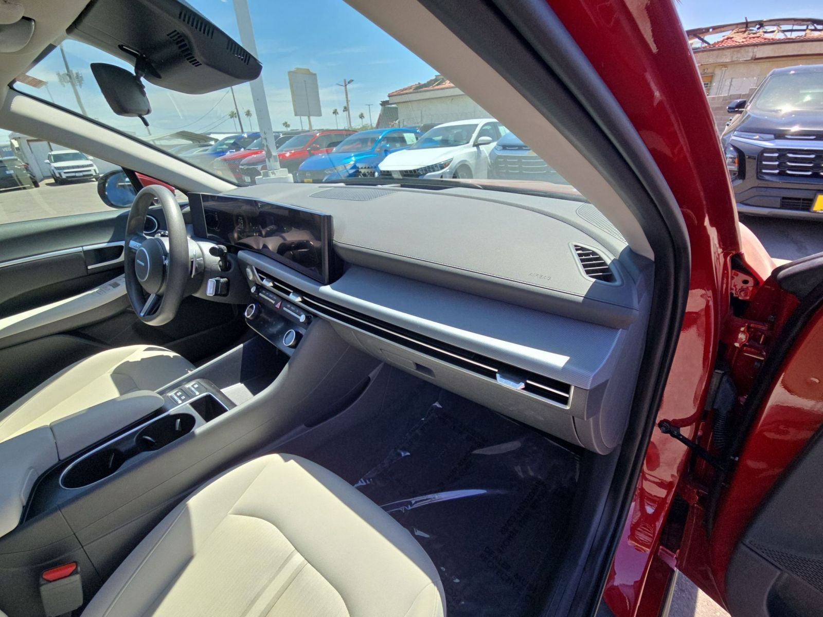 Used 2025 Hyundai Sonata SEL FWD image 15