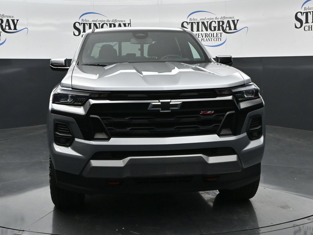 Used 2023 Chevrolet Colorado Z71 w/ Z71 Convenience Package 2 AWD/4WD image 2