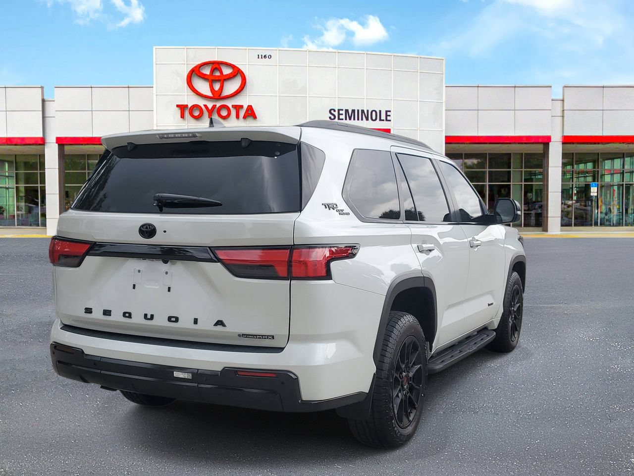 Used 2026 Toyota Sequoia 4WD image 3