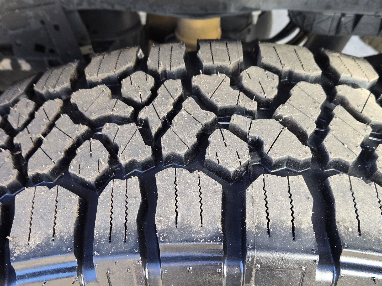 Used 2024 Ford F350 Lariat w/ Sport Appearance Package image 60