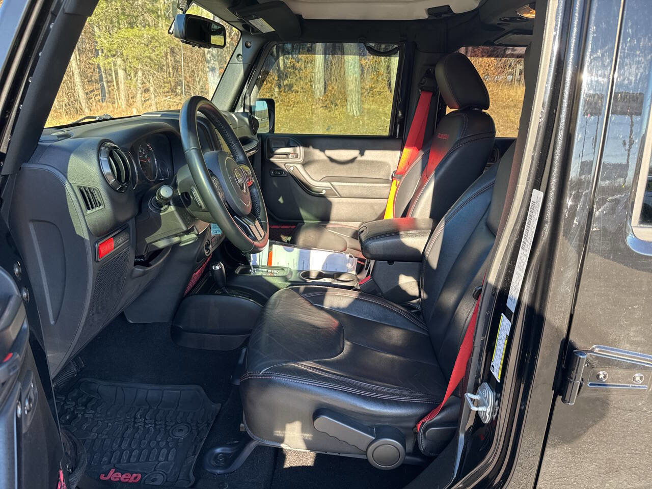 Used 2018 Jeep Wrangler Unlimited Rubicon image 9