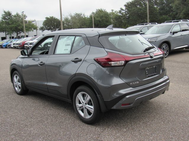 New 2025 Nissan Kicks Play S image 5