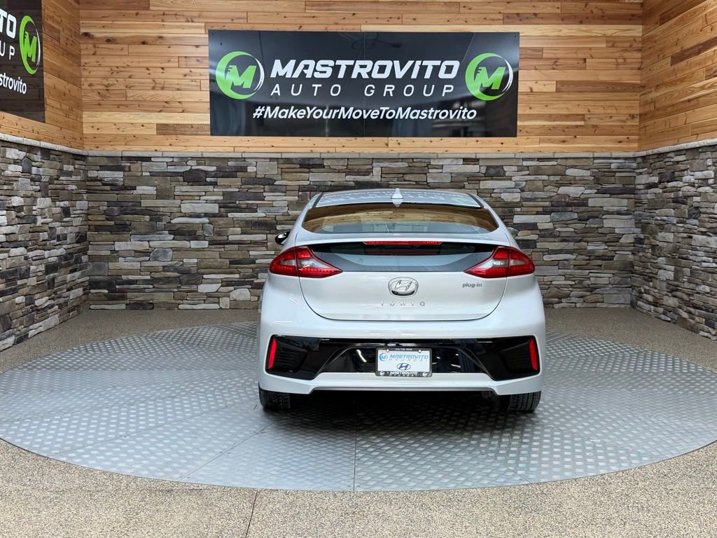 Used 2019 Hyundai Ioniq Plug-In Hybrid image 8