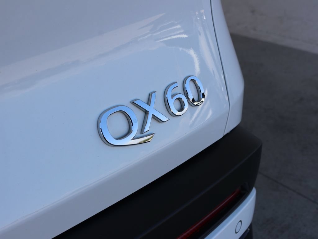 Certified 2025 INFINITI QX60 Pure AWD/4WD image 39