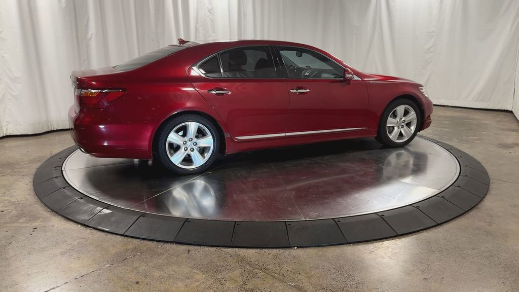 Used 2011 Lexus LS 460 image 2