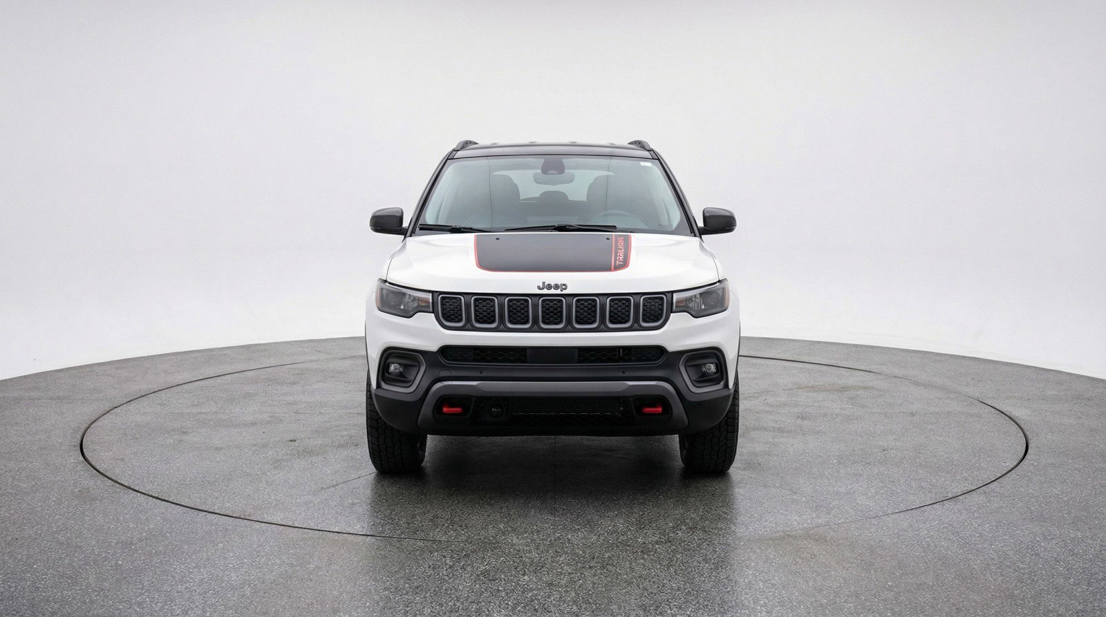 Used 2025 Jeep Compass Trailhawk AWD/4WD image 2