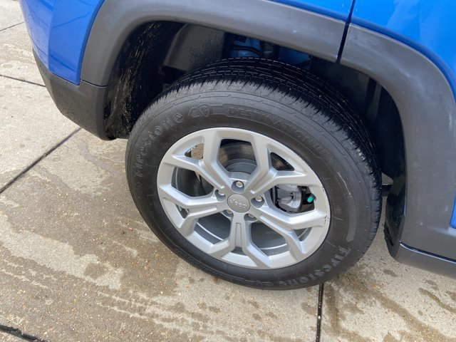 Used 2024 Jeep Compass Latitude AWD/4WD image 31