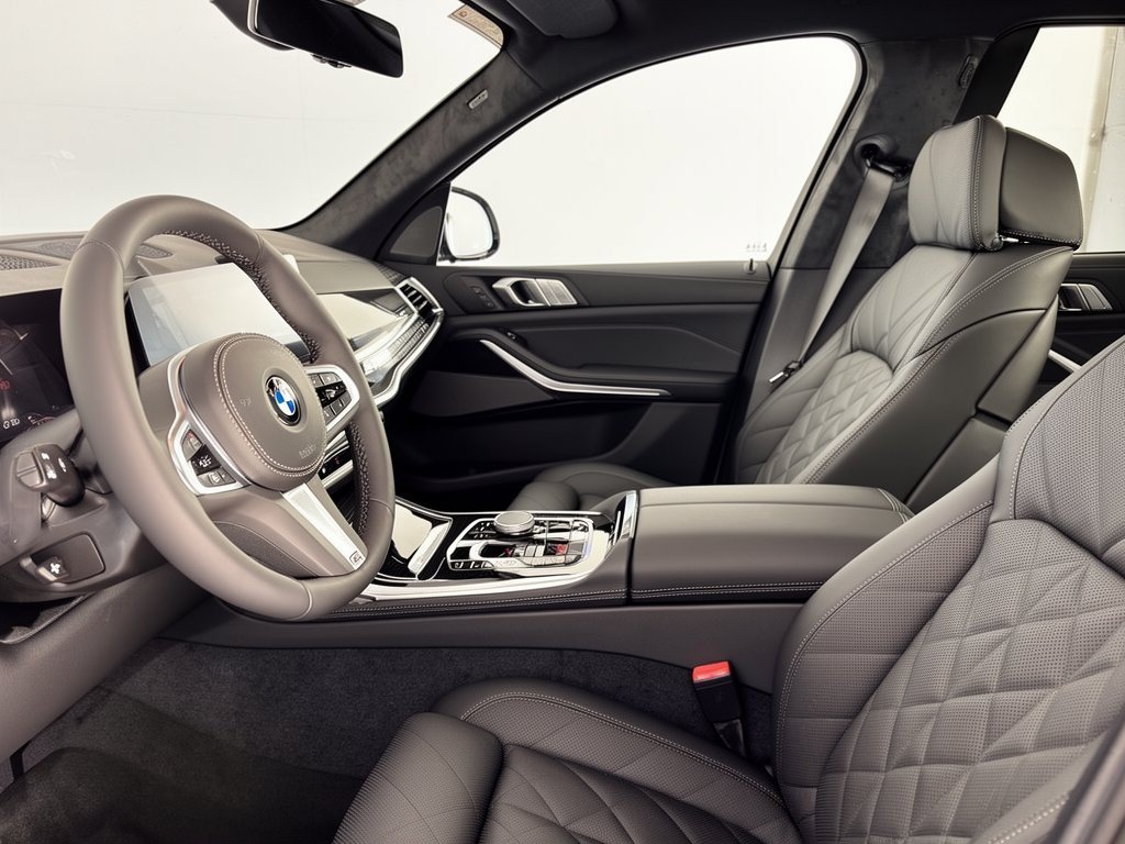 New 2027 BMW X7 xDrive40i w/ M Sport Package AWD/4WD image 5