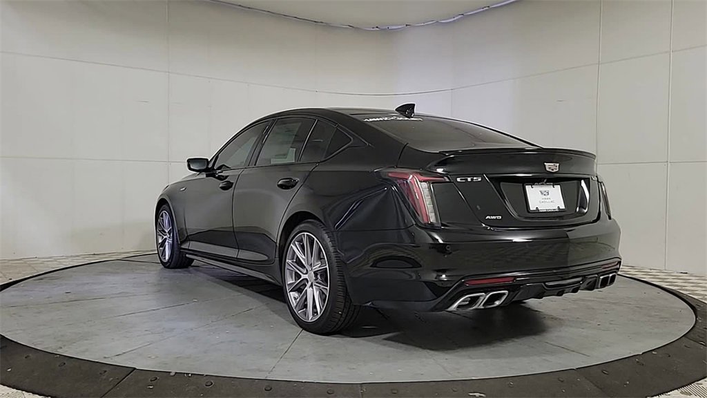 Used 2021 Cadillac CT5 V w/ Premium Package image 6
