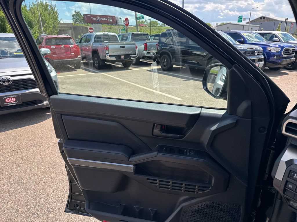 New 2026 Toyota Tacoma SR5 AWD/4WD image 33